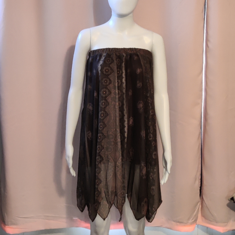 ### NWT-UPC ROMWE Asymmetrical Floral Skirt - Picture 4 of 5